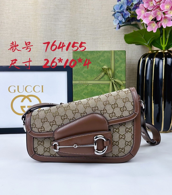 激安グッチバッグコピー正面デザイン